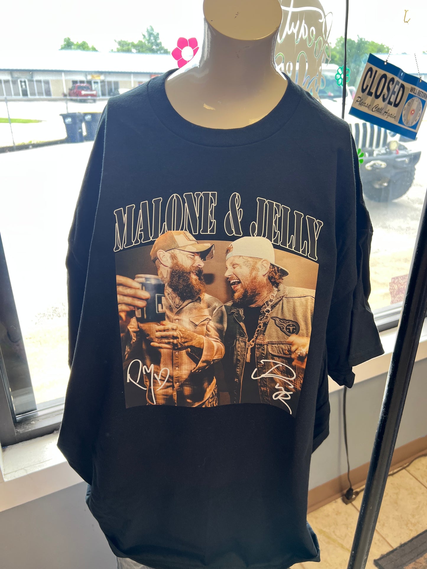 Unisex new T-shirt post country singer