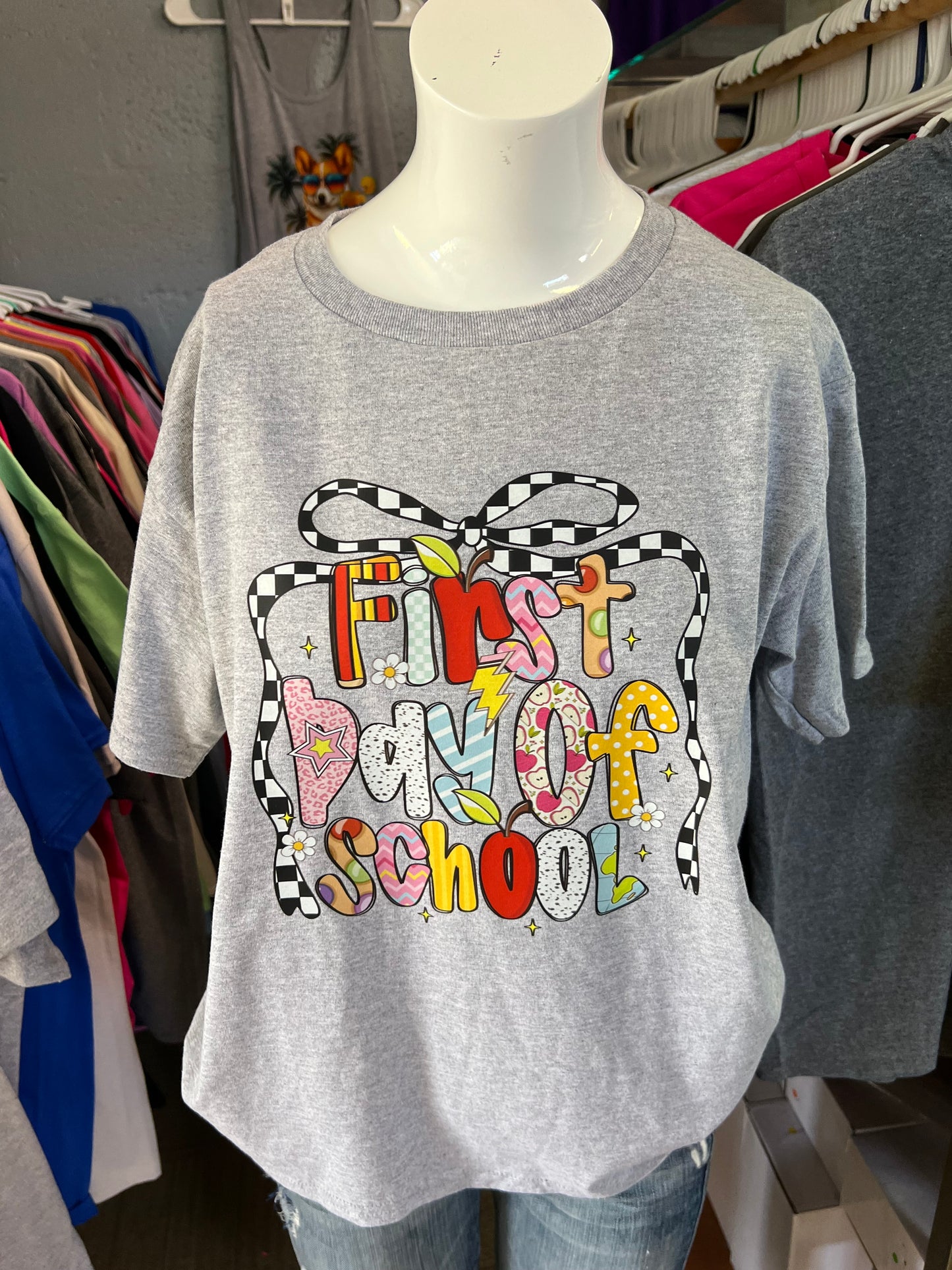 Unisex new T-shirt youth large