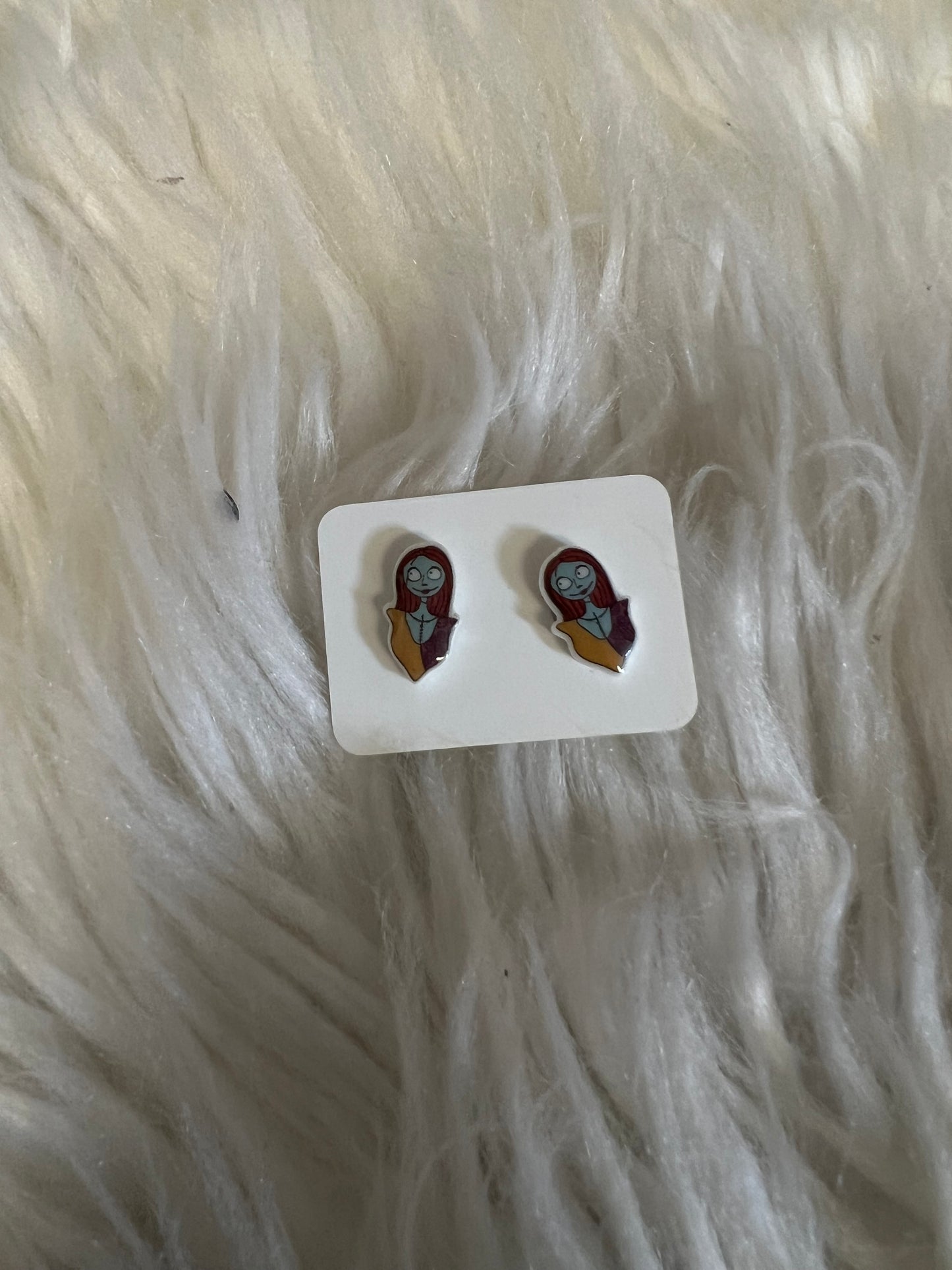 New  stud earrings nightmare