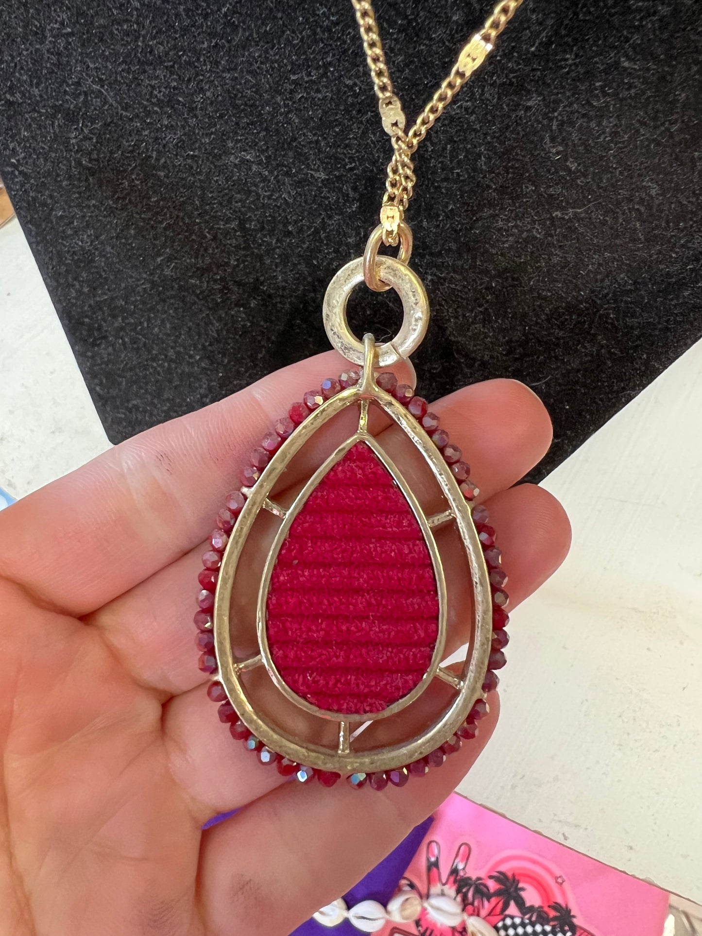 Brand new neck necklace