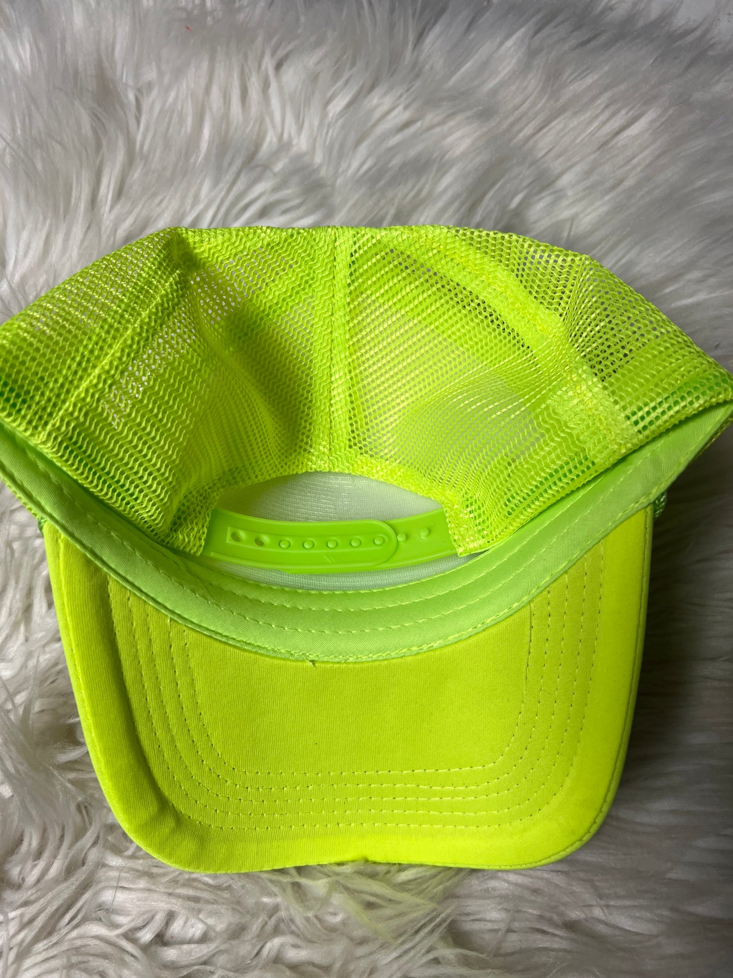 New hat 4 x 4, neon green  leopard