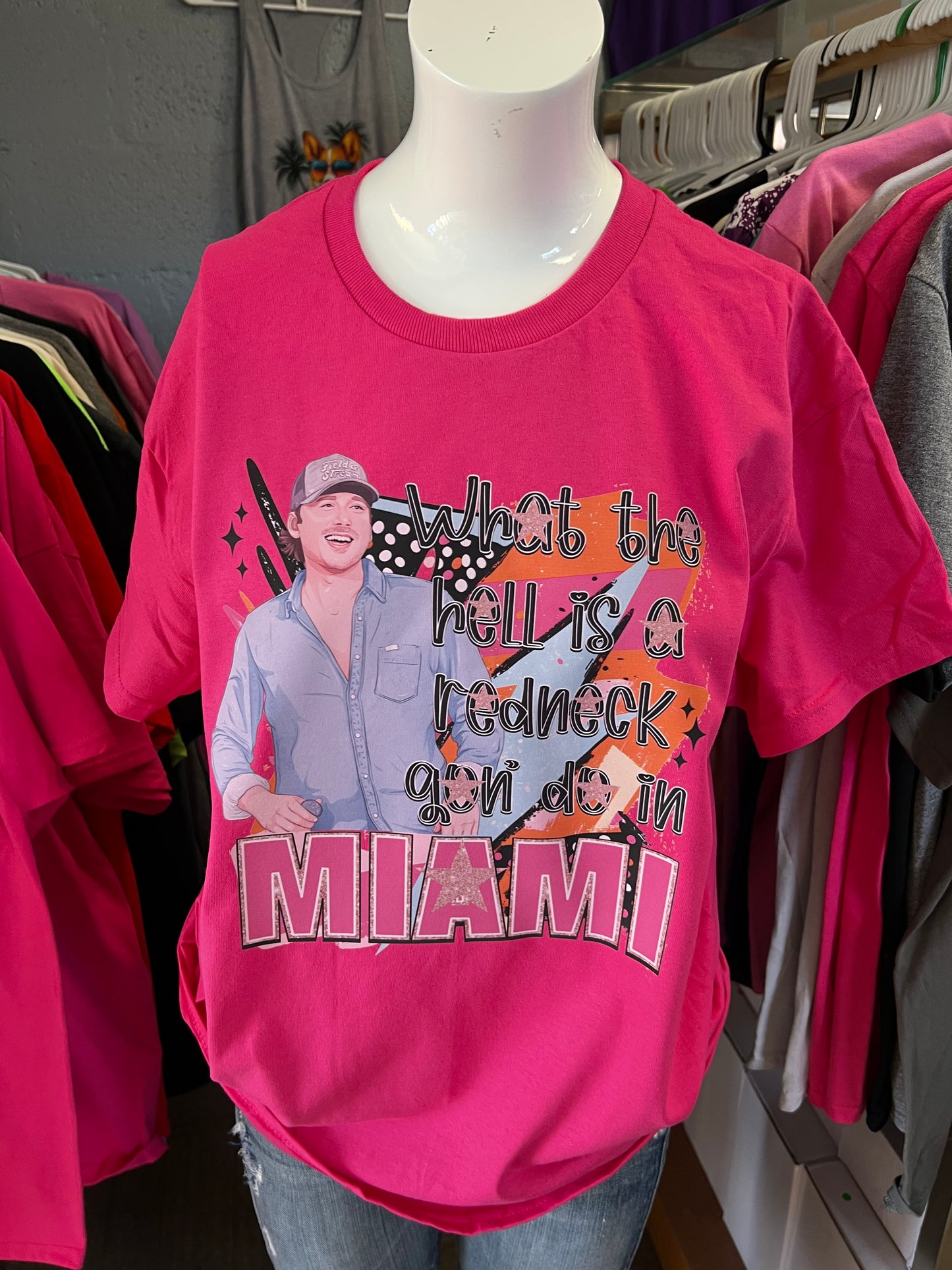 Brand new unisex T-shirt hot pink country