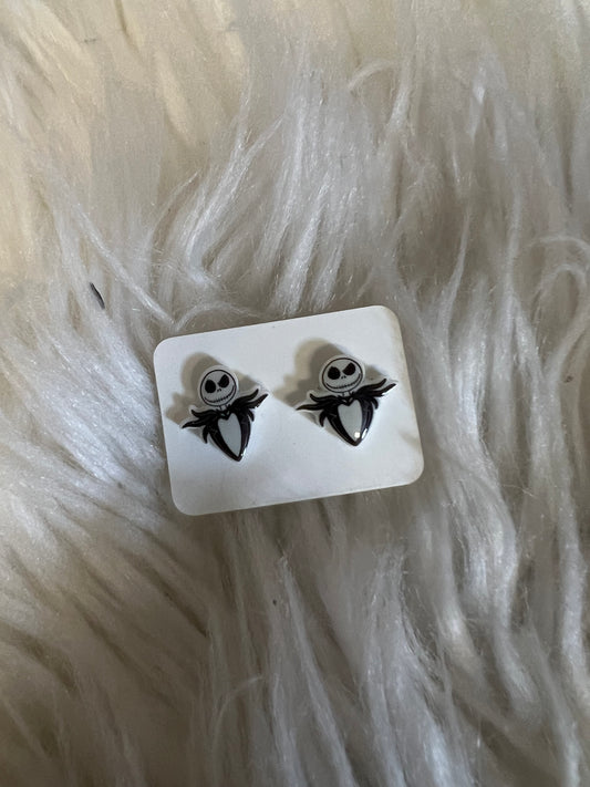 New  stud earrings nightmare
