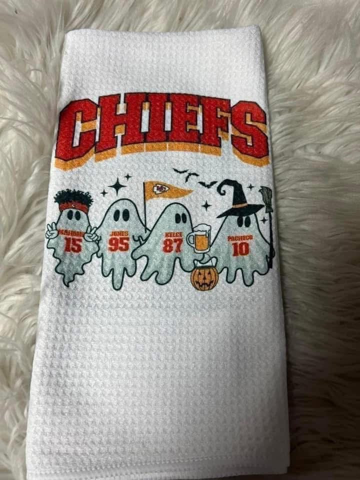 Decorative hand towel