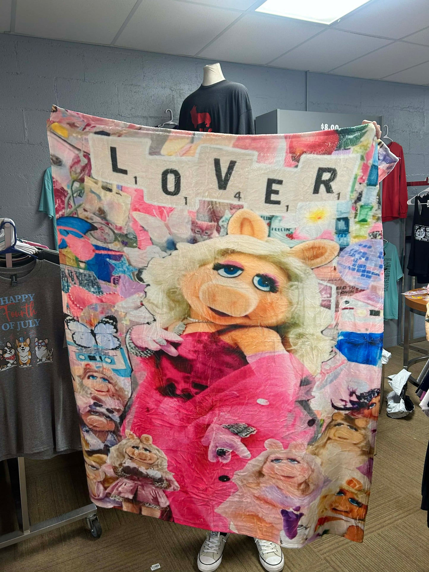 Brand new blanket 50“ x 60“