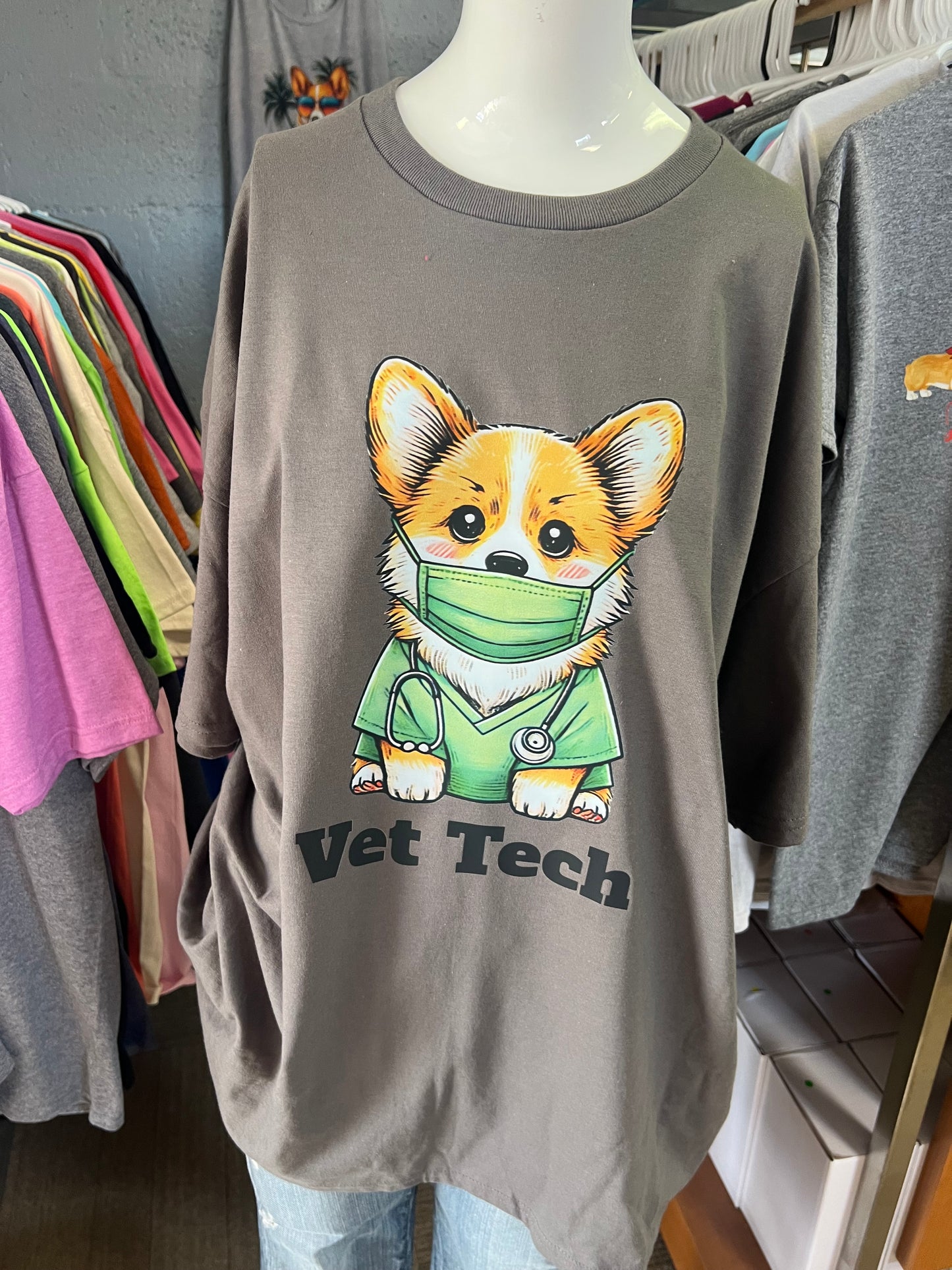 unisex Gilden adult T-shirts