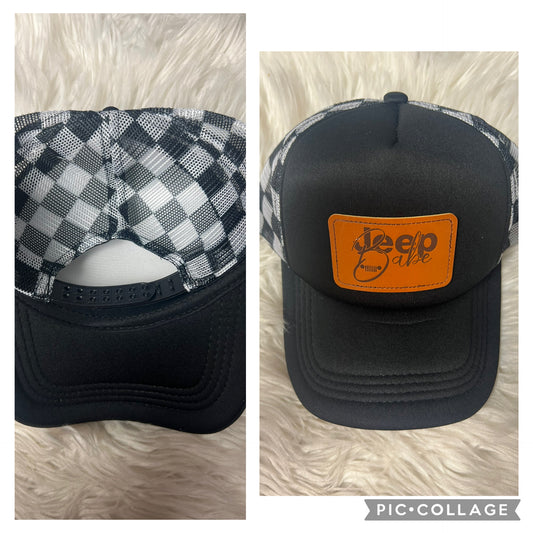 New hat checkered black
