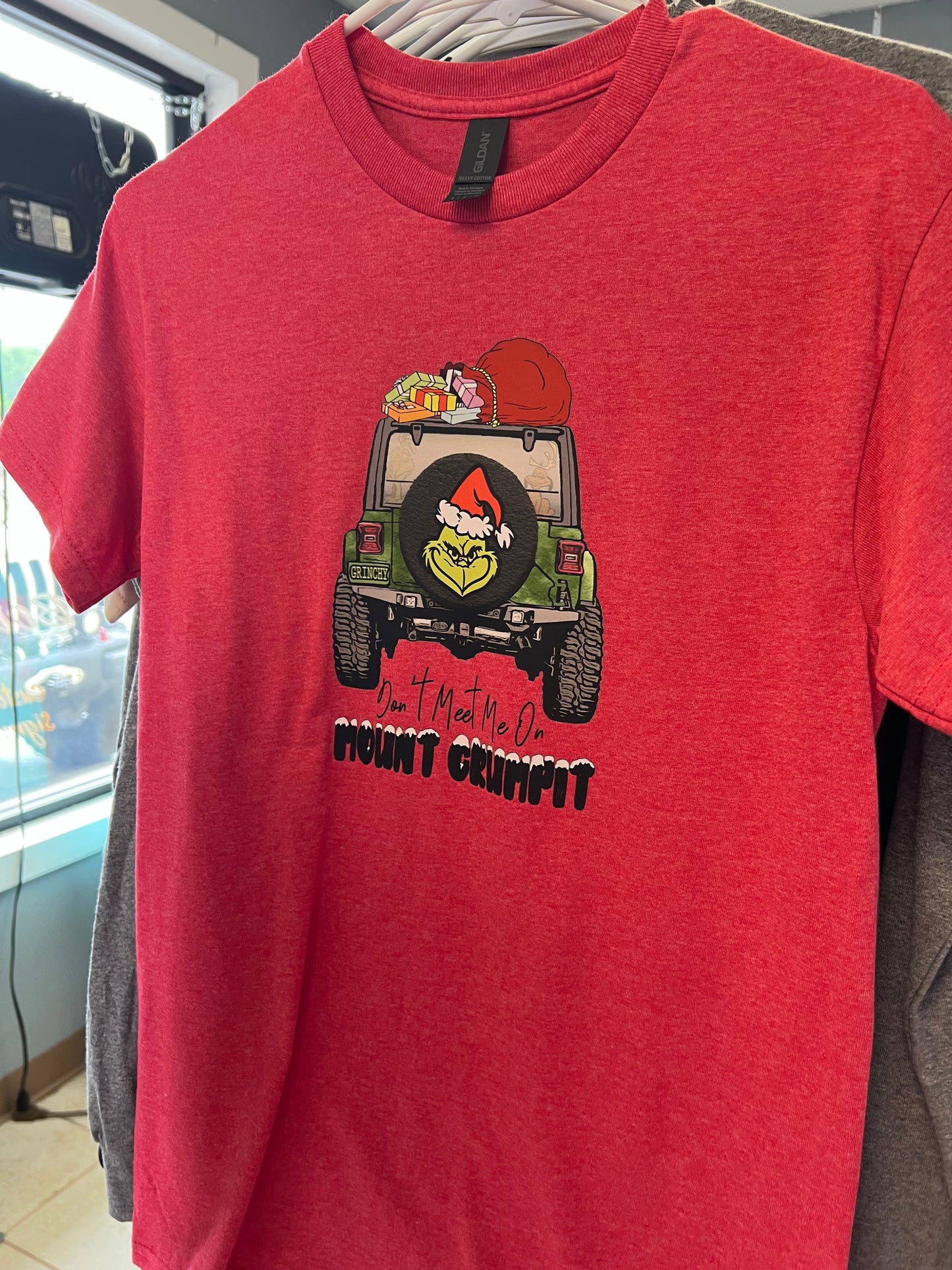 New unisex clearance T-shirt small