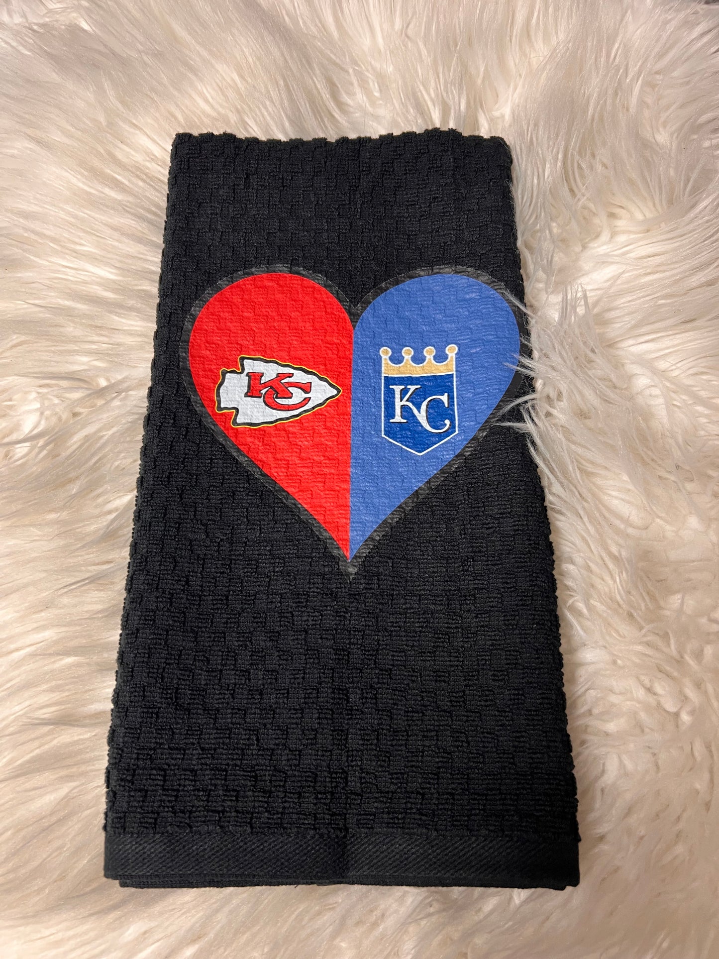 Decorative hand towel
