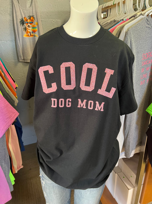 unisex Gilden adult T-shirt cool dog Mom pink