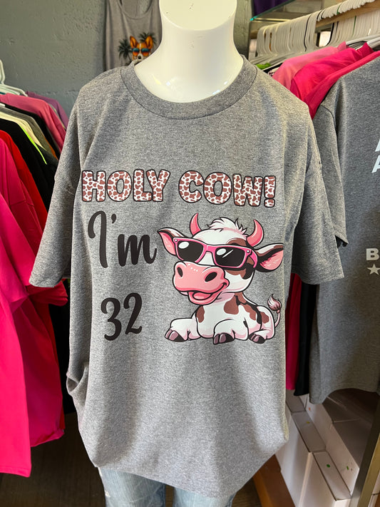 Brand new unisex T-shirt holy cow 32