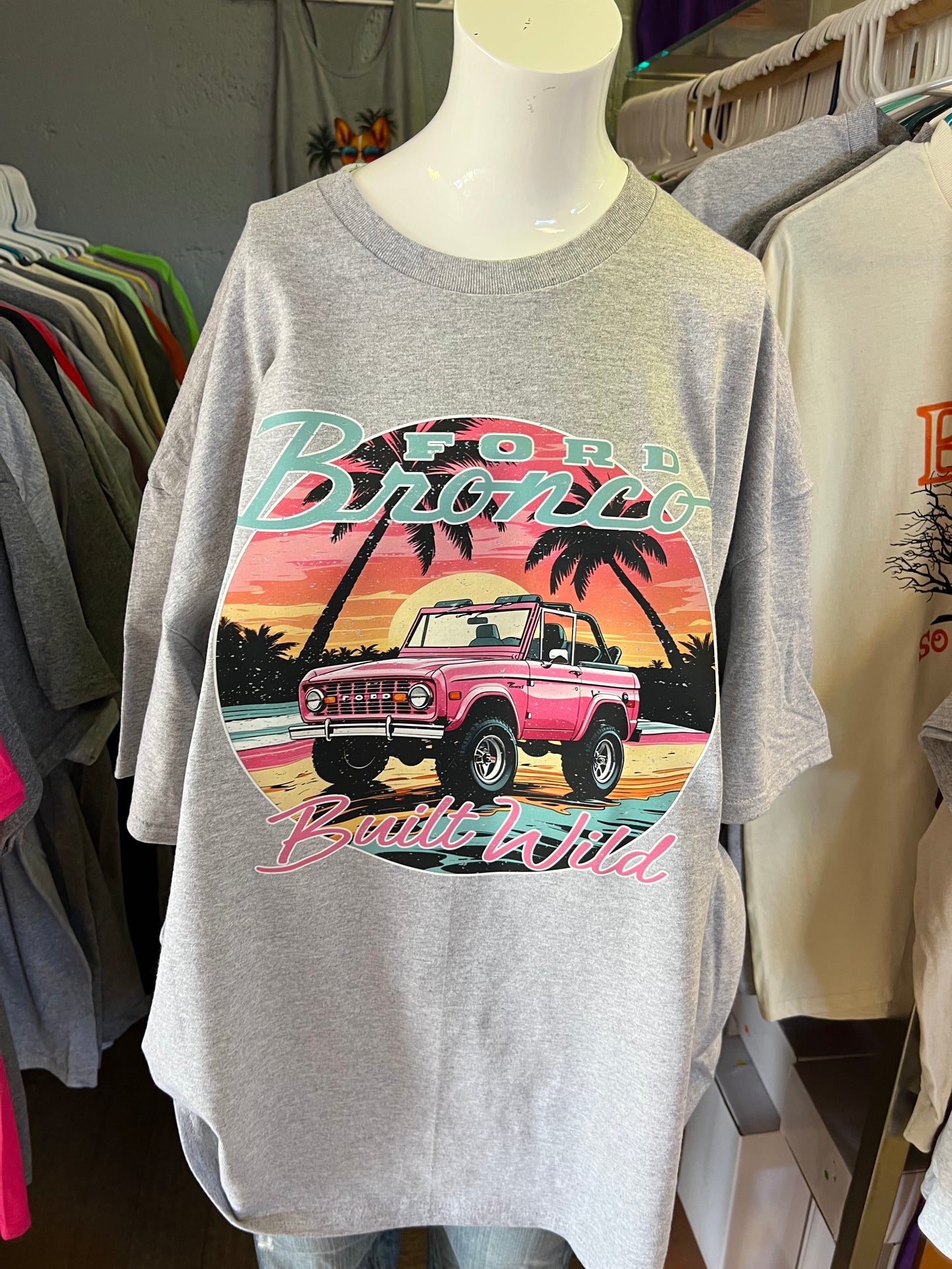 New unisex T-shirt 4 x 4