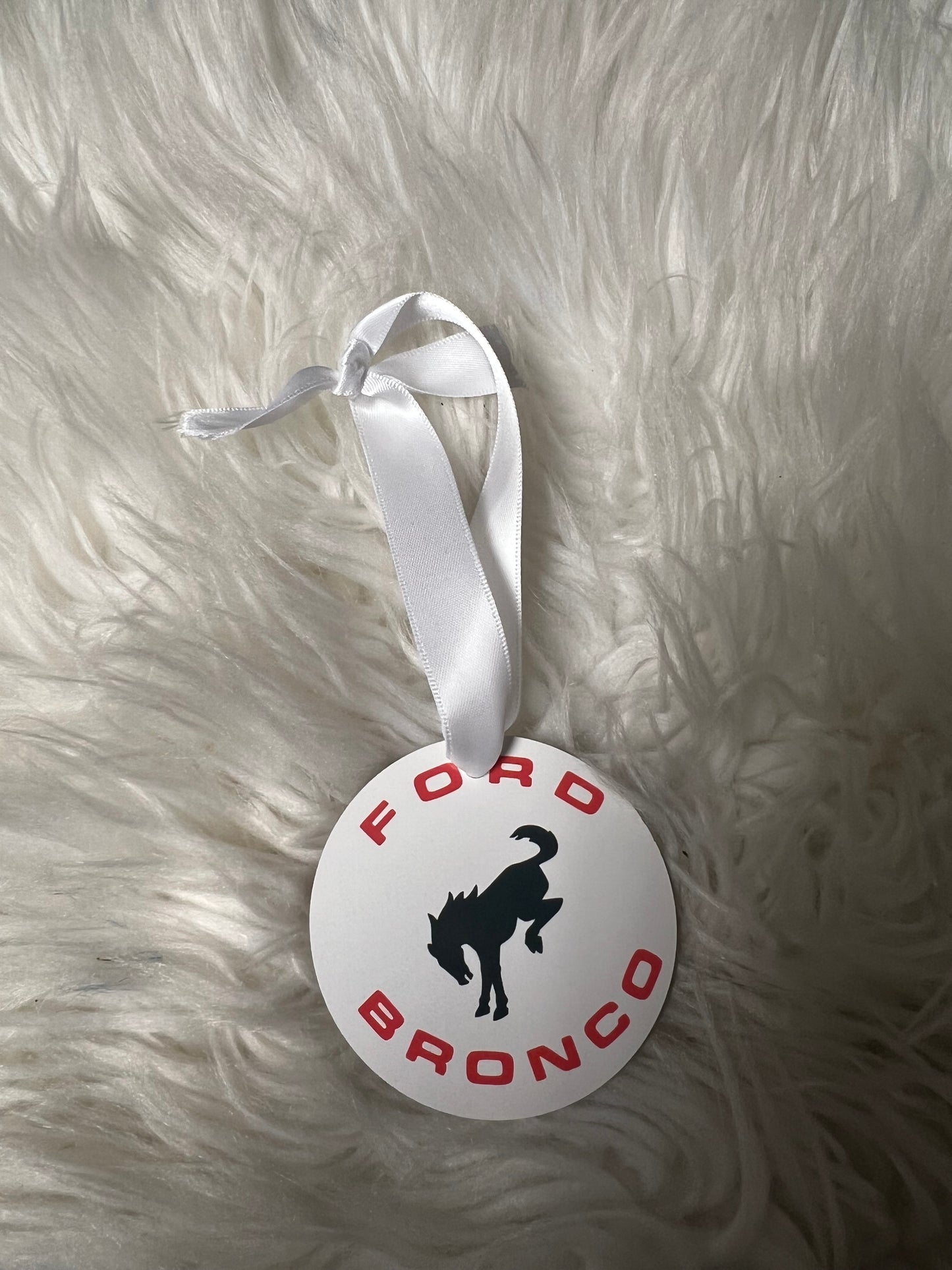 New Christmas ceramic ornament 4 x 4