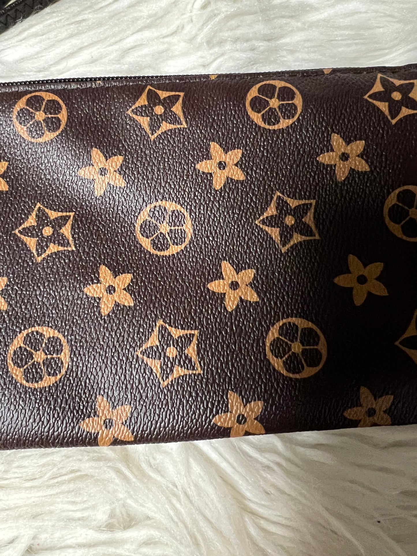 New Brown wristlet
