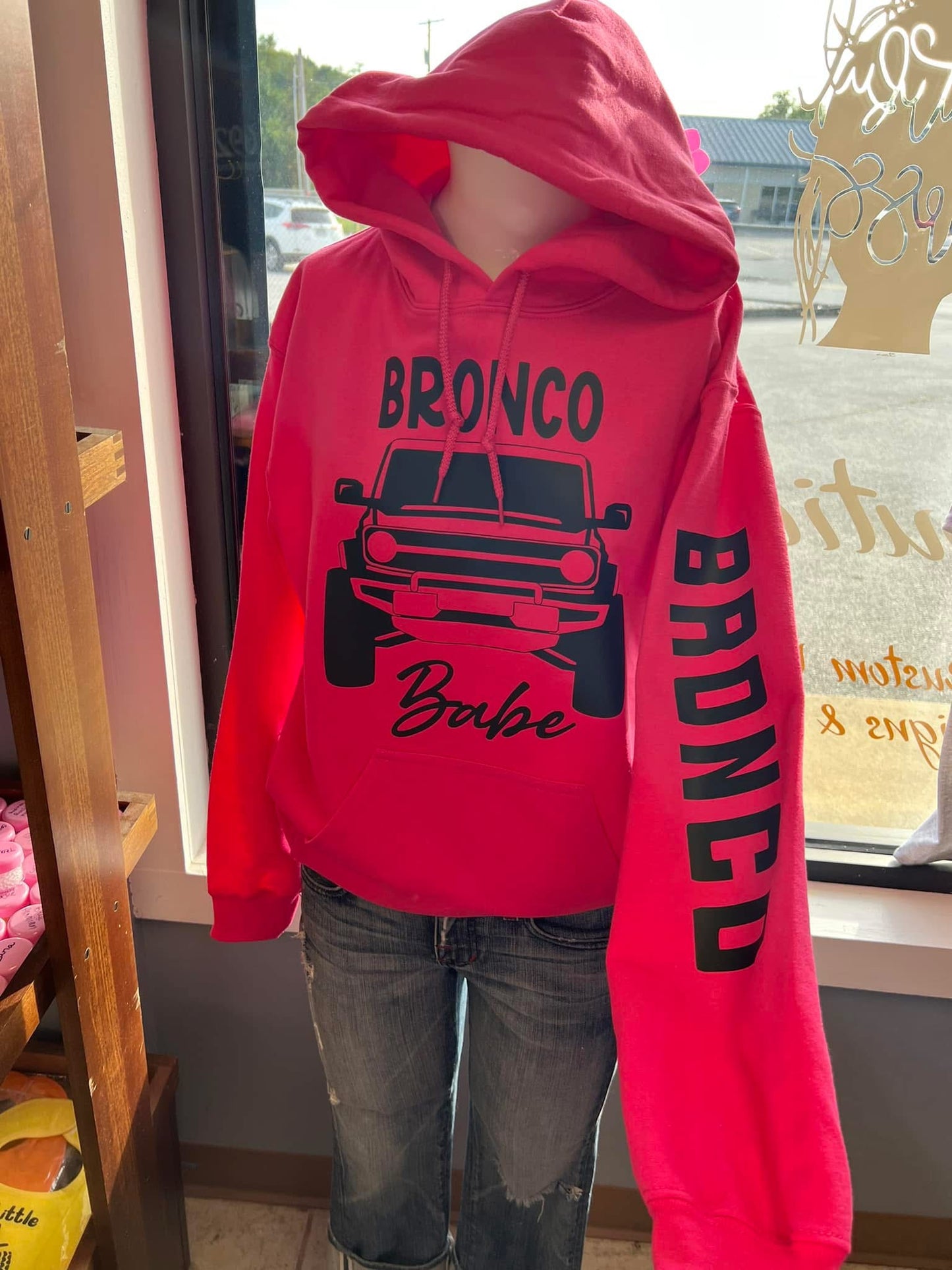 New unisex hot pink