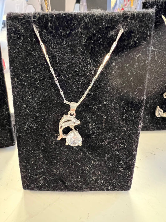 Brand new neck necklace