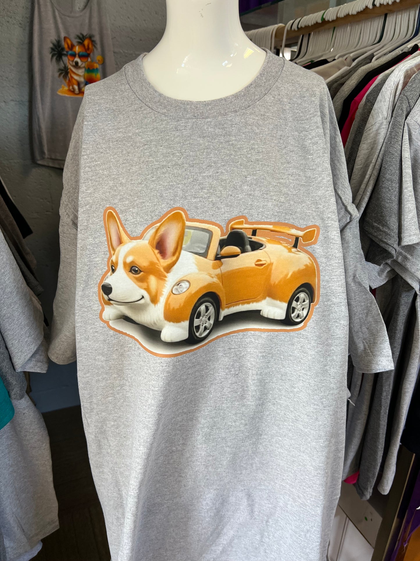 New  unisex T-shirt corgi