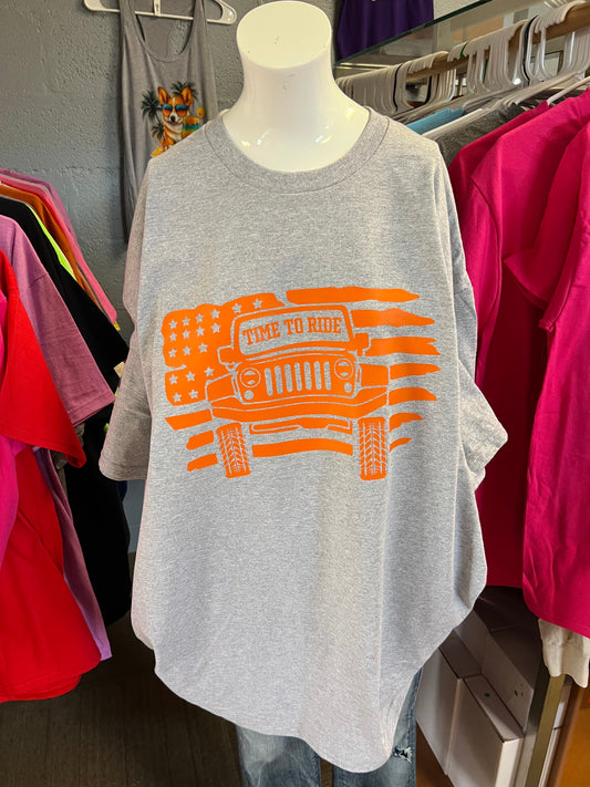 Brand new unisex T-shirt orange 4 x 4