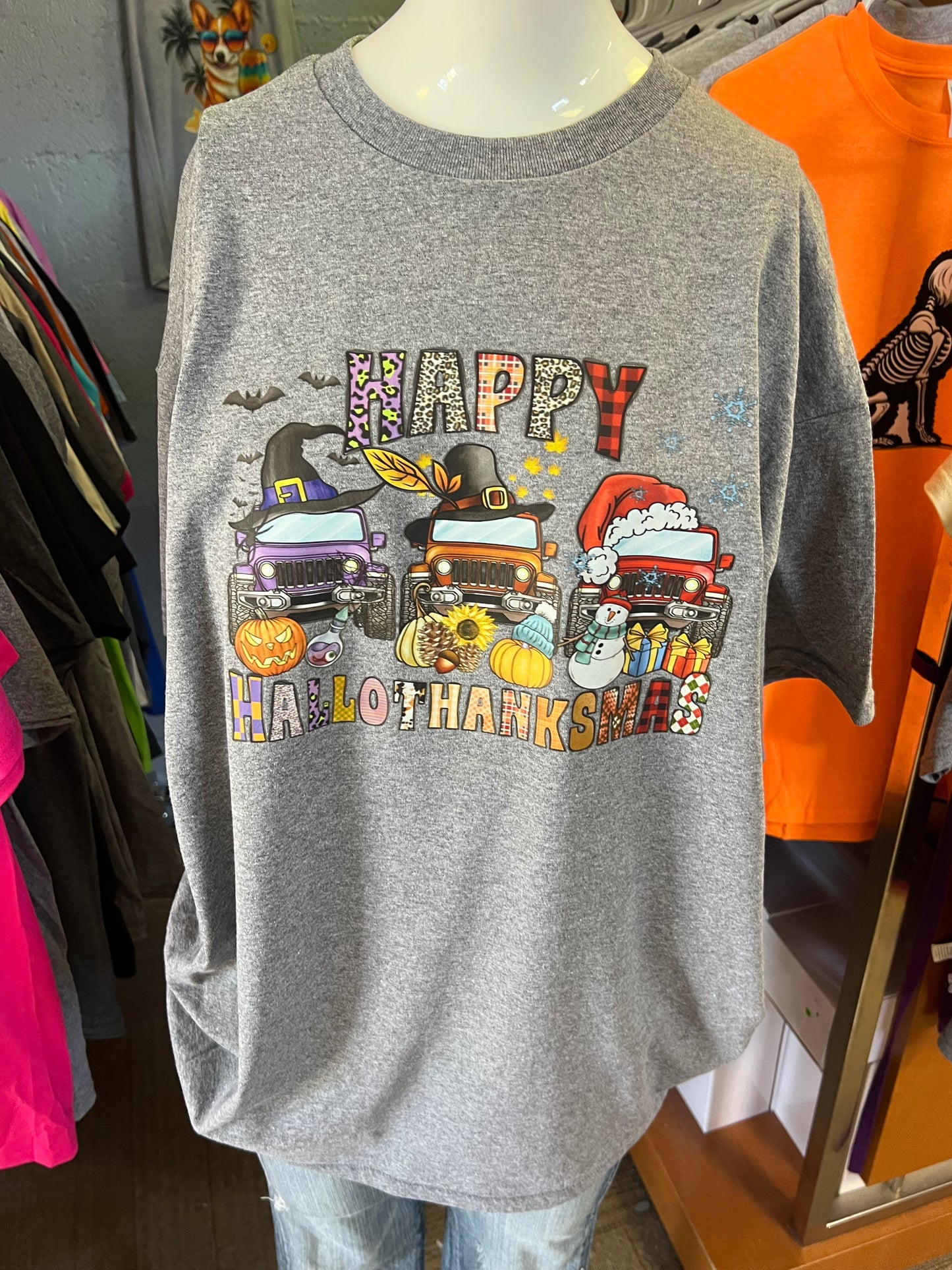 New  unisex T-shirt 4 x 4 Halloween Thanksgiving, Christmas, all in one design