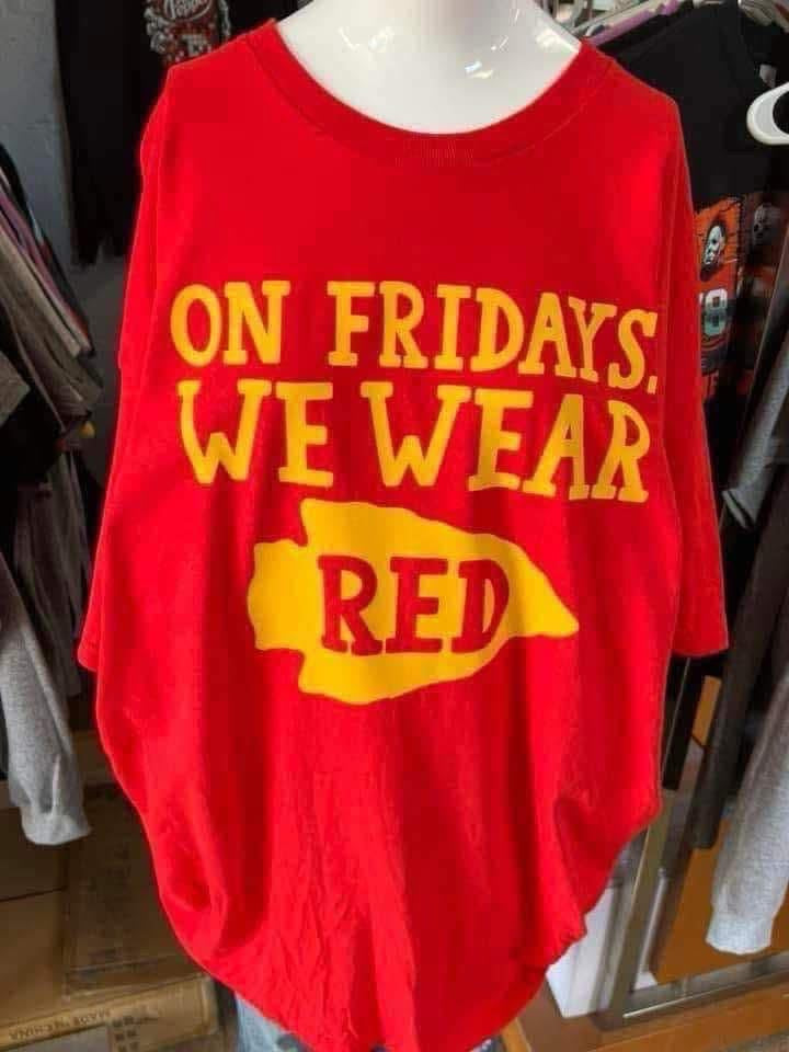 New  unisex T-shirt kc on Fridays we were red 