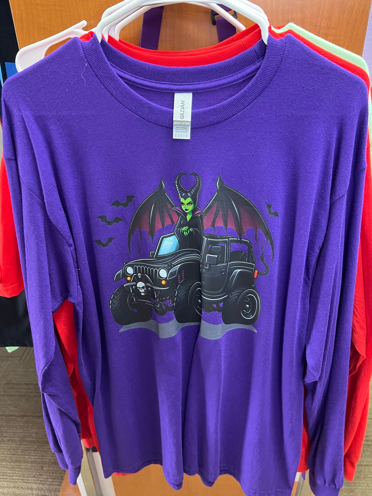 Ready to ship out Gildan large long sleeve
