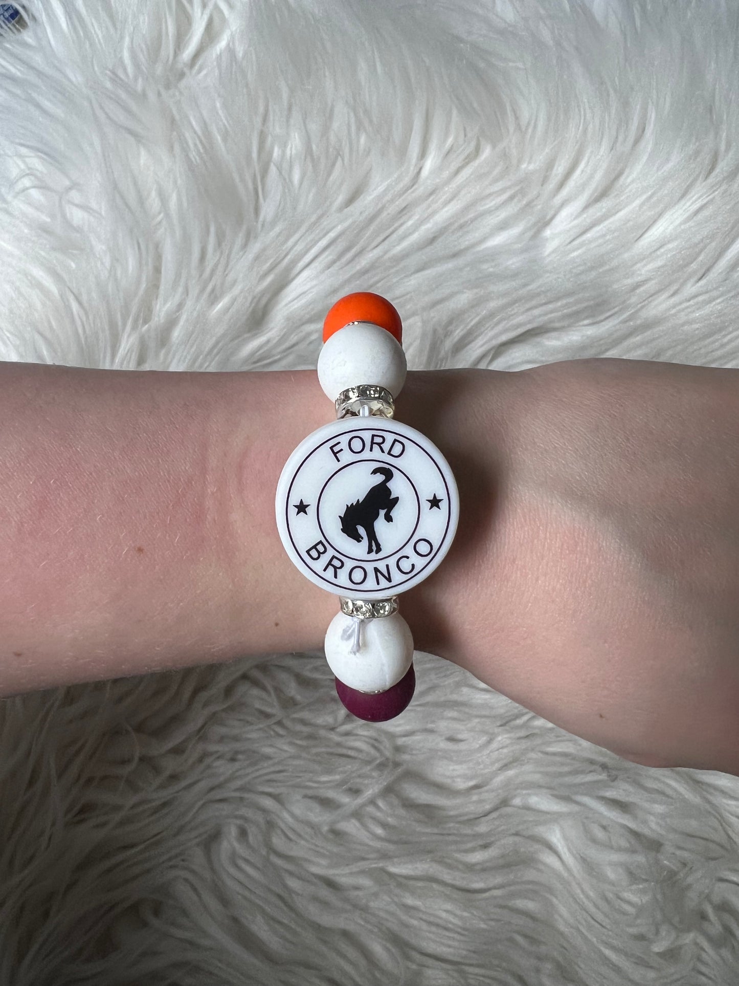 New keychain bracelet retro vehicle