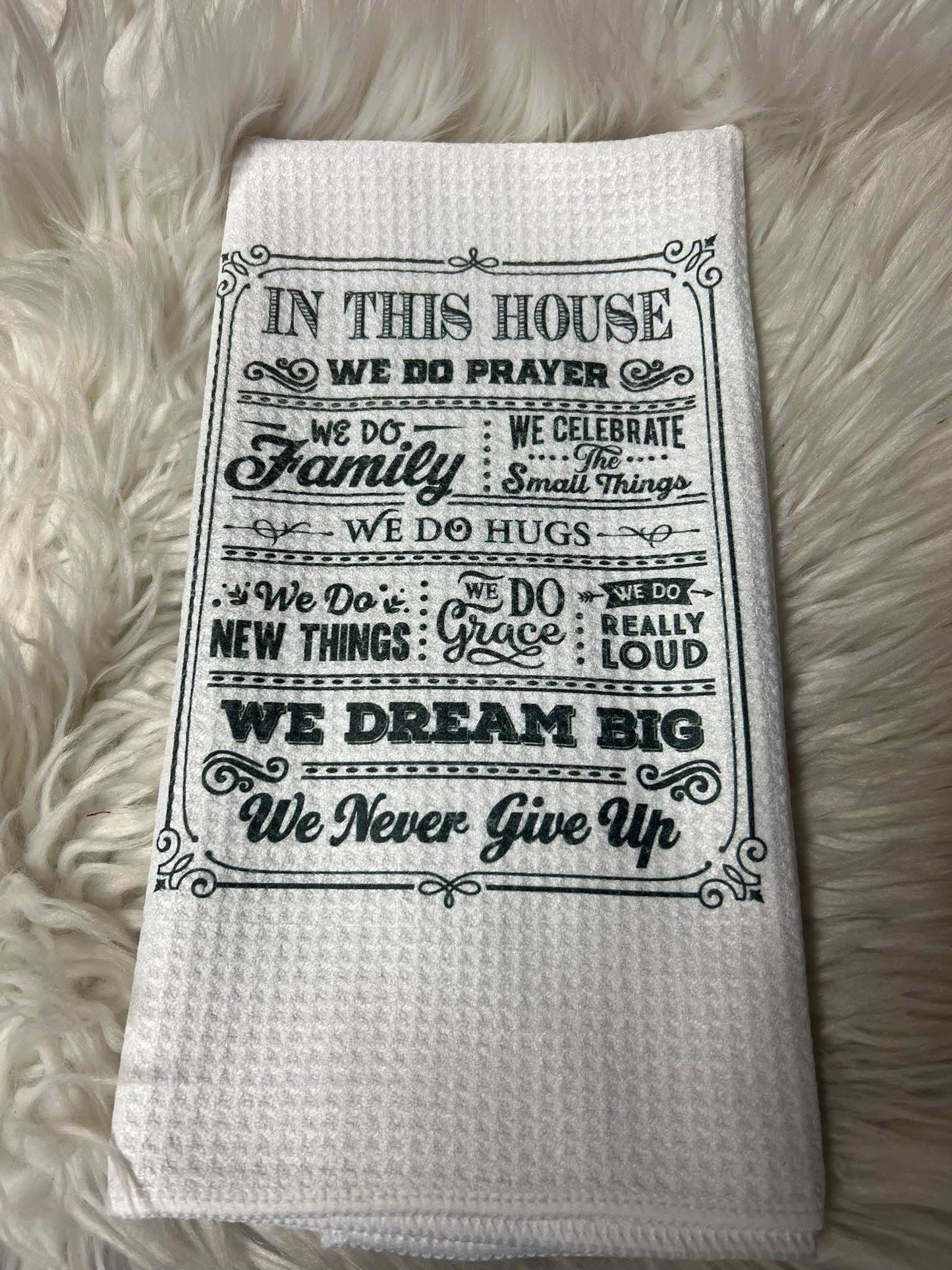 Decorative hand towel pray