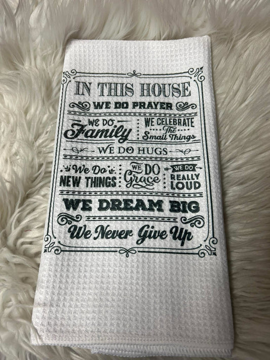 Decorative hand towel pray