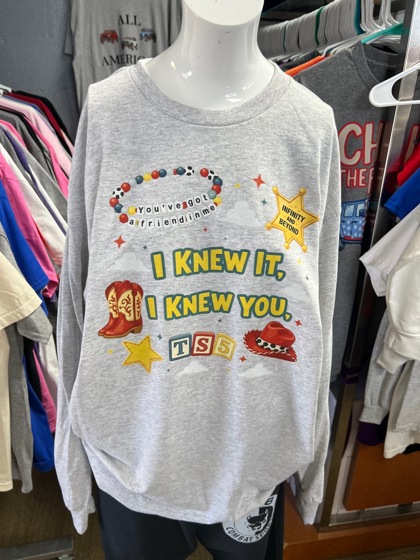 Ready to ship out Gildan long sleeve Large