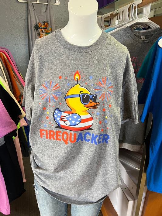 New Gilden unisex T-shirt 4 x 4 Fourth of July patriotic flag duck