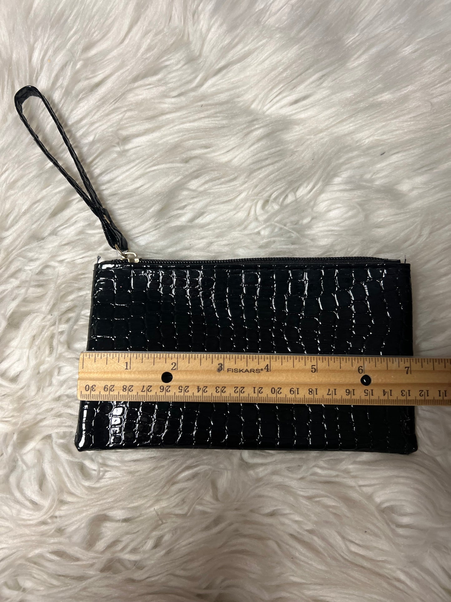 New black wristlet