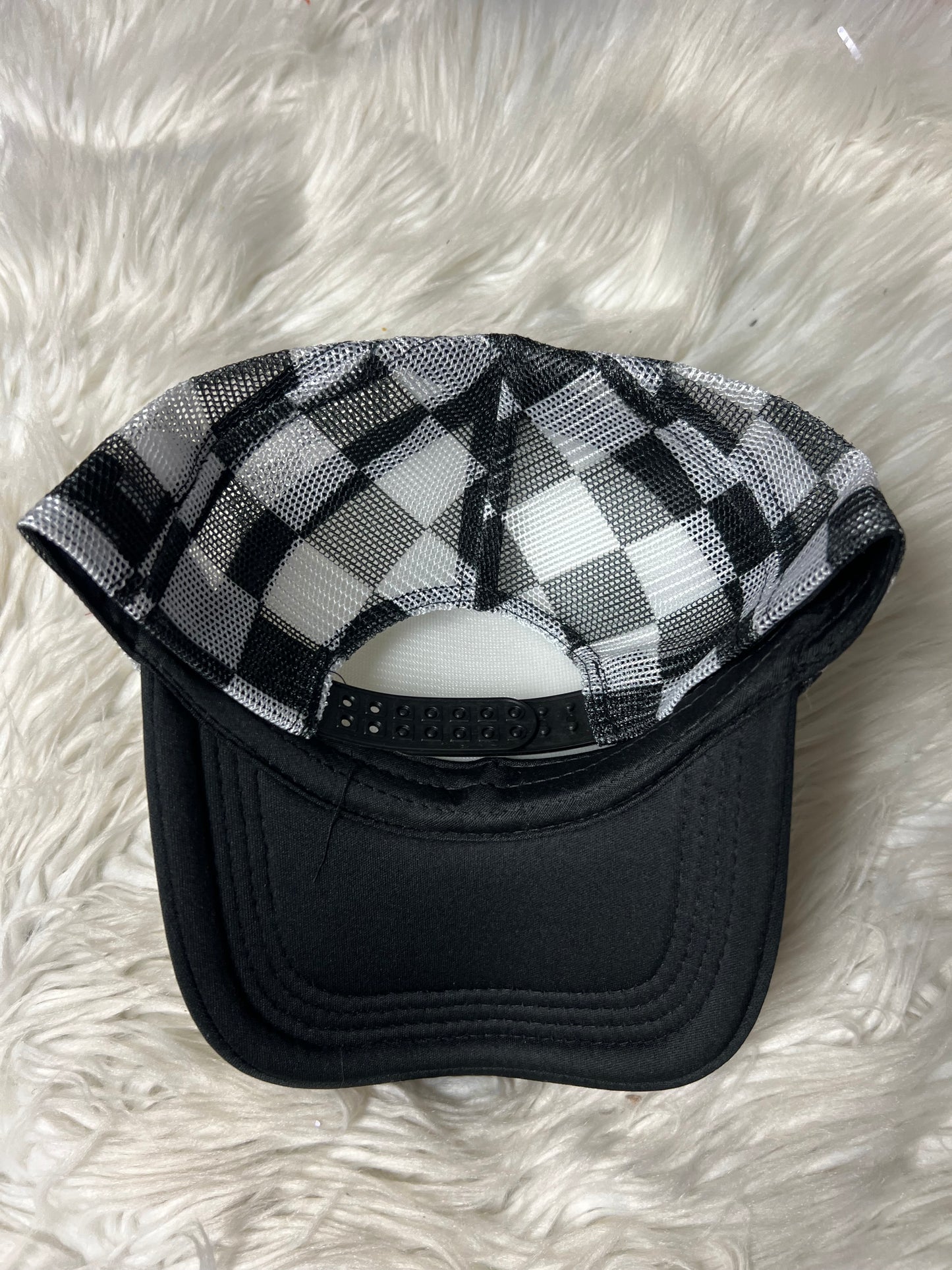 New hat sweet, but will throw hand black checkered