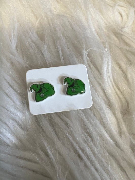 New  stud earrings nightmare