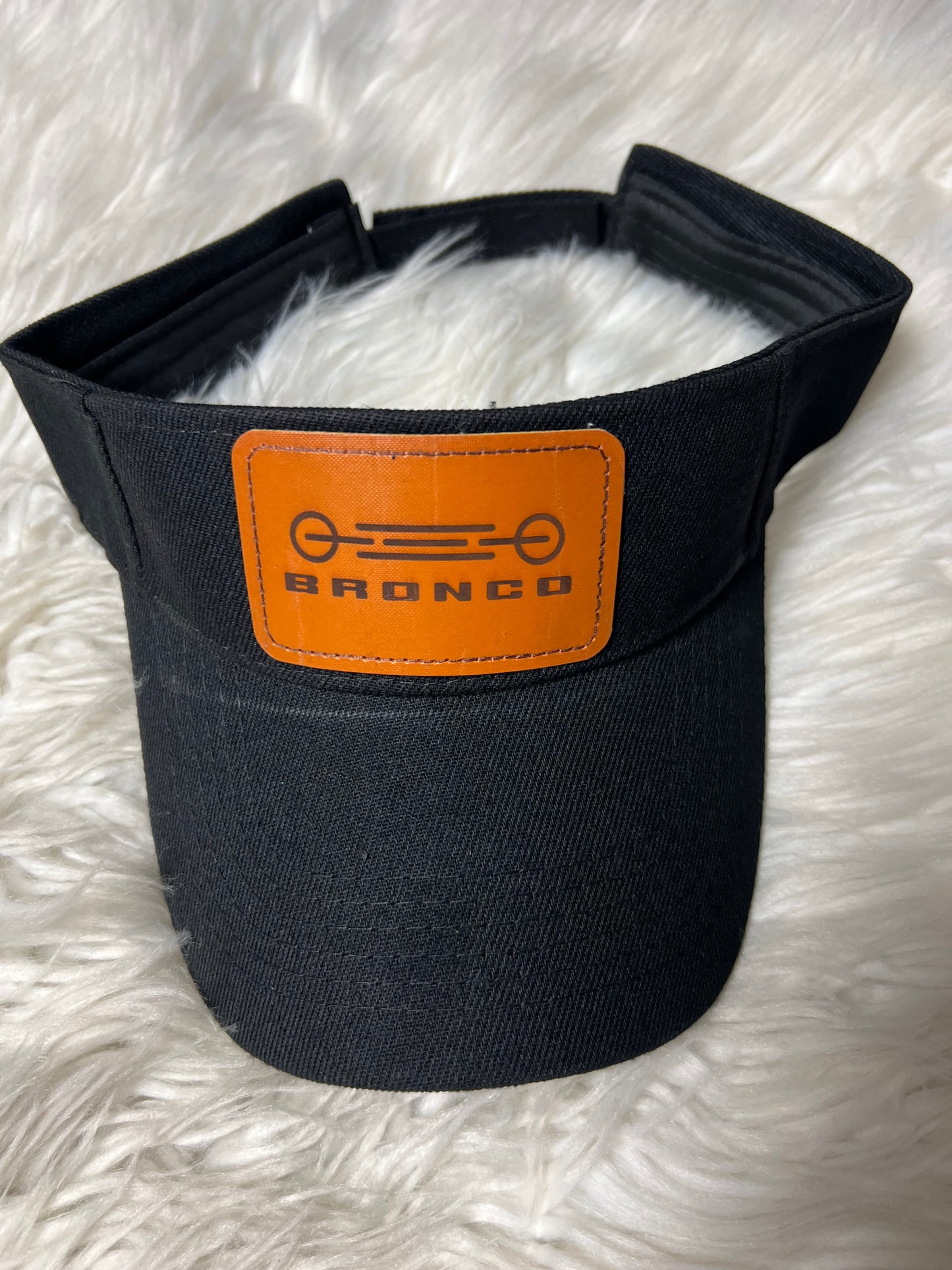 New visor hat, 4 x 4 vehicle