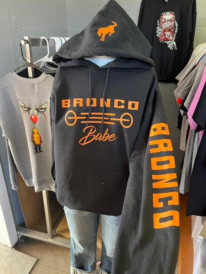 Brand new unisex  4 x 4 hoodie