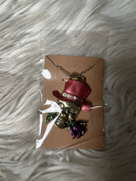 Brand new necklace