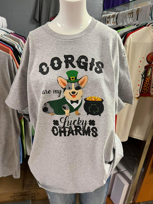 Gilden unisex St. Patrickās Day corgi T-shirt Merle