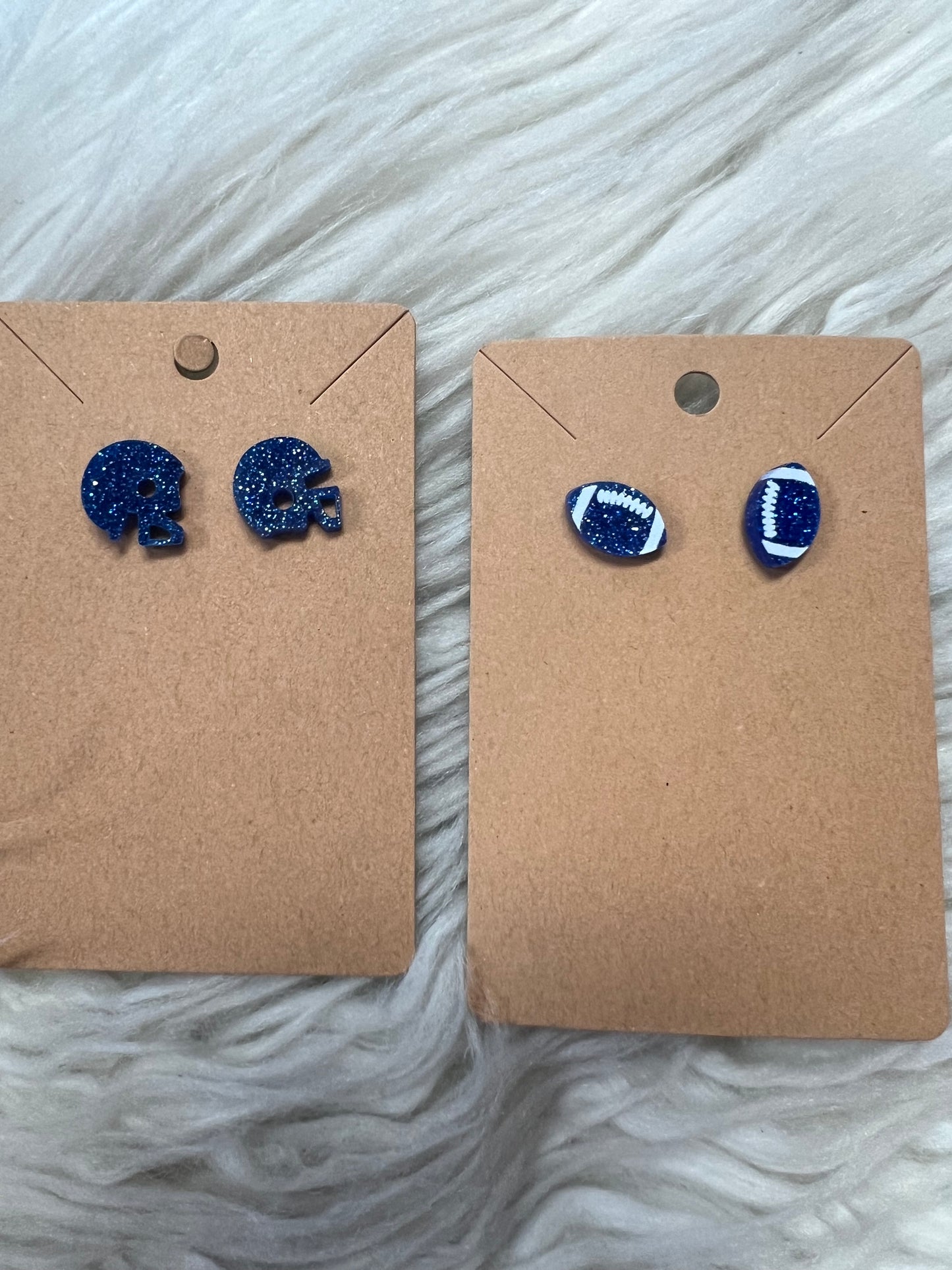 New  stud earring blue