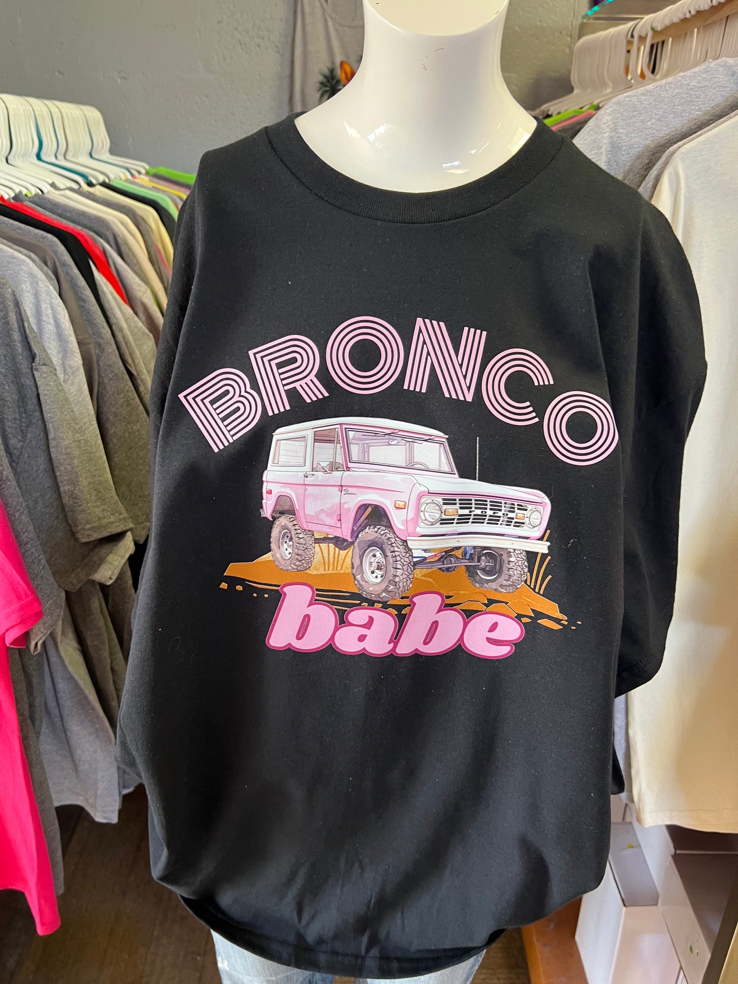 New  unisex T-shirt 4 x 4