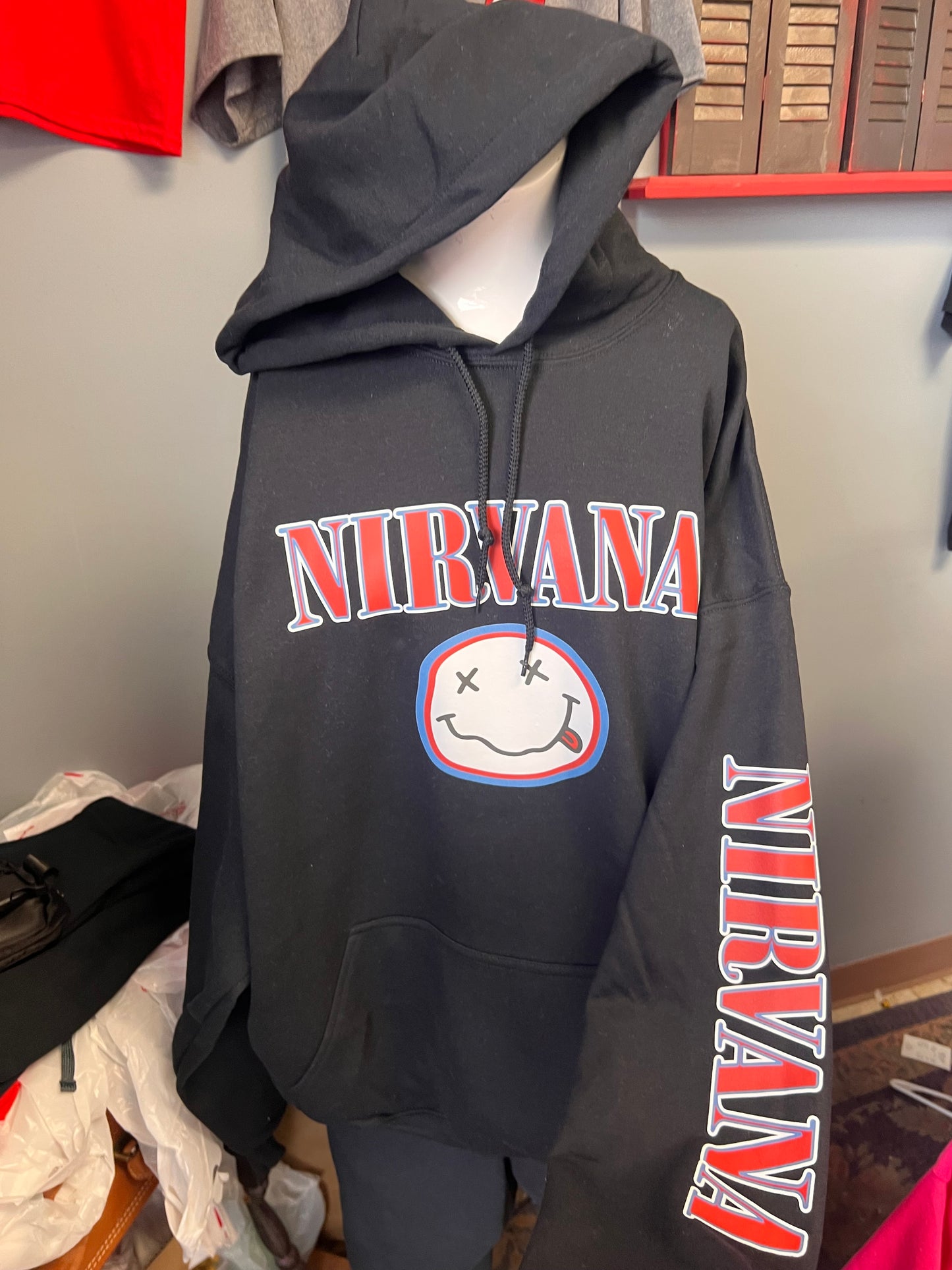 New unisex rock ‘n’ roll