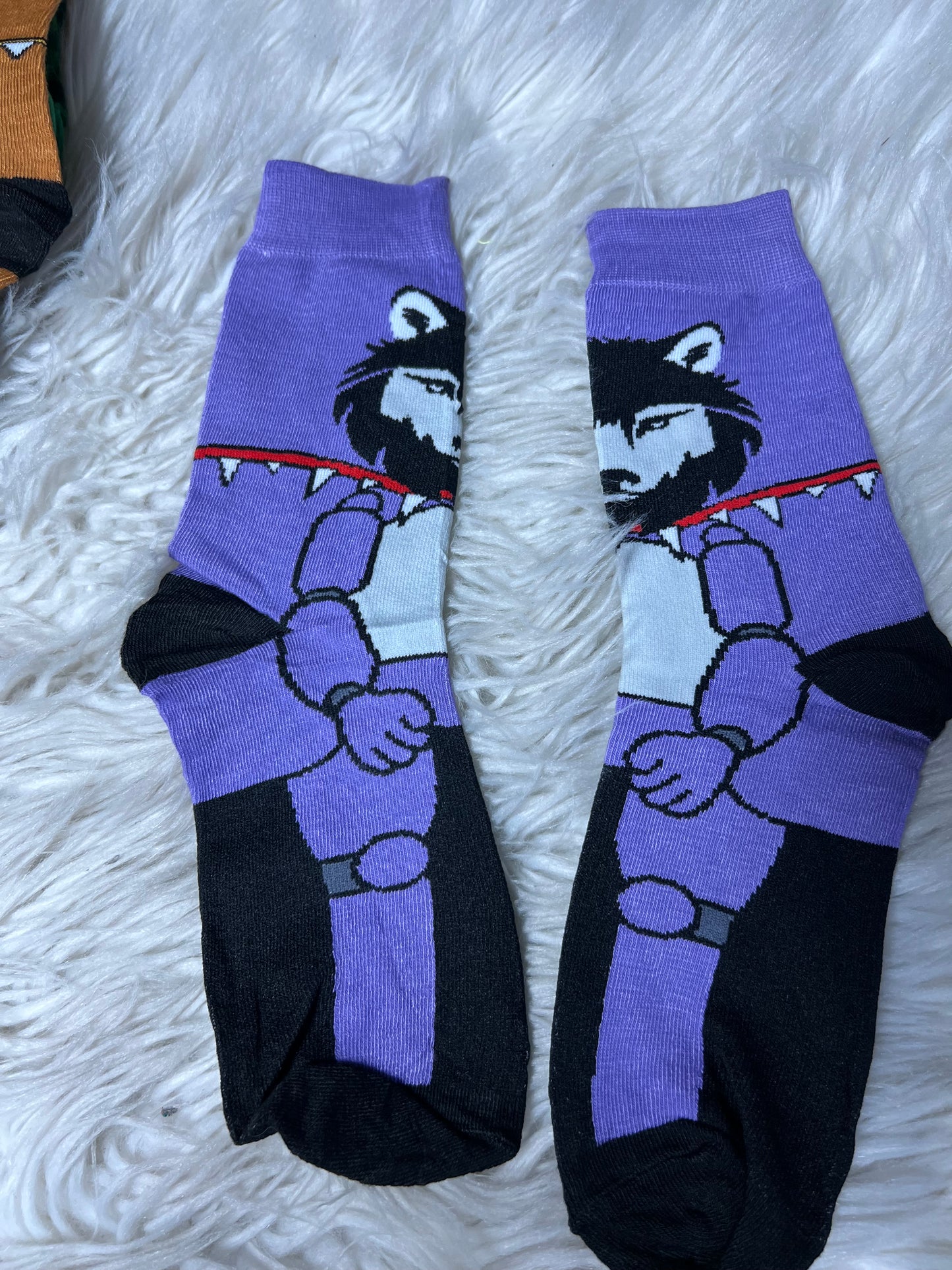 New adult one size graphic socks
