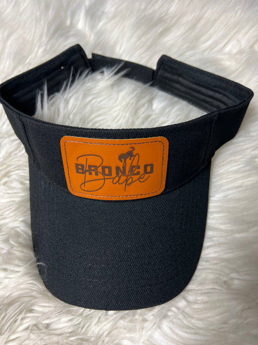 New visor hat, 4 x 4 vehicle