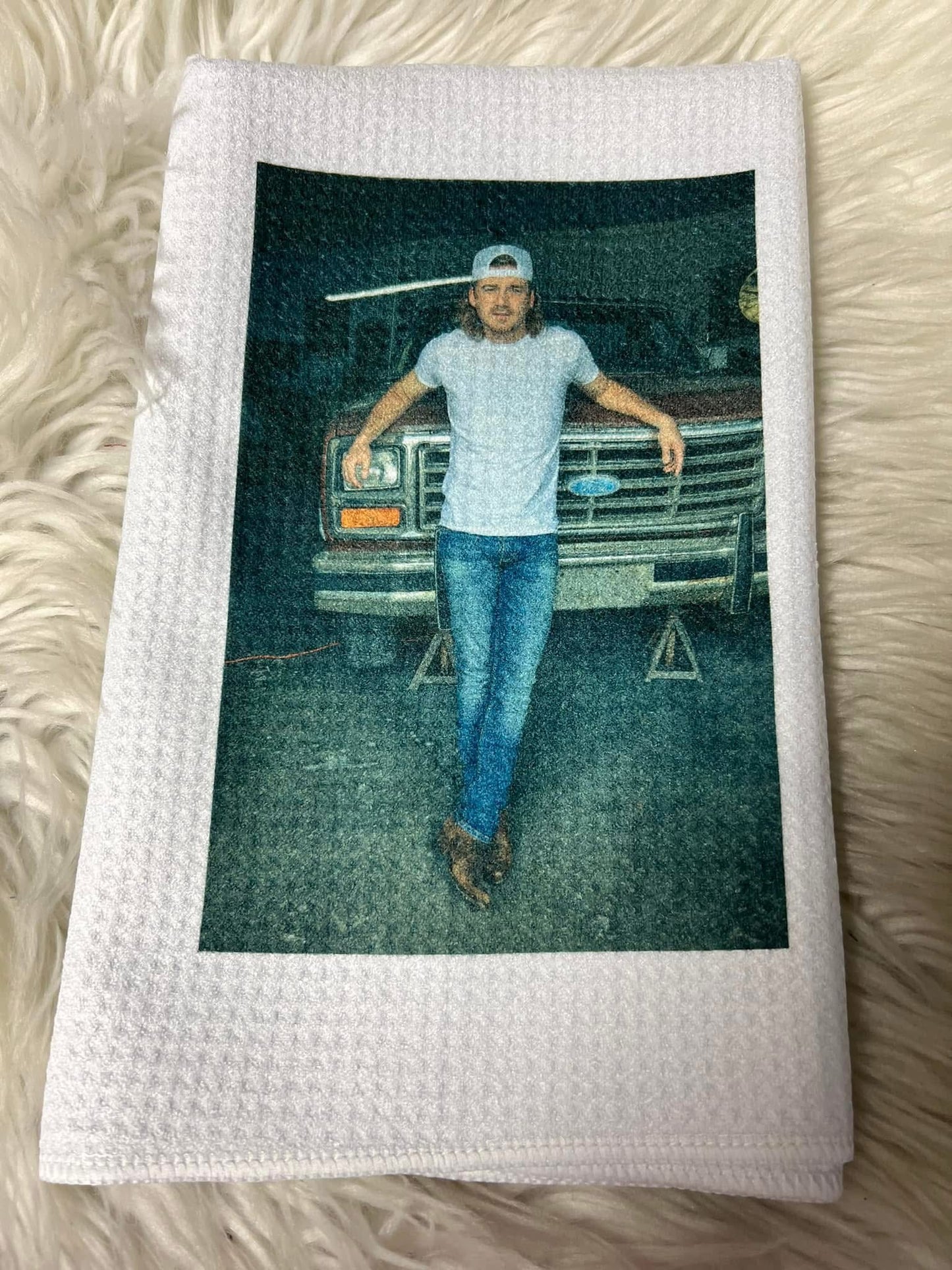 Decorative hand towel