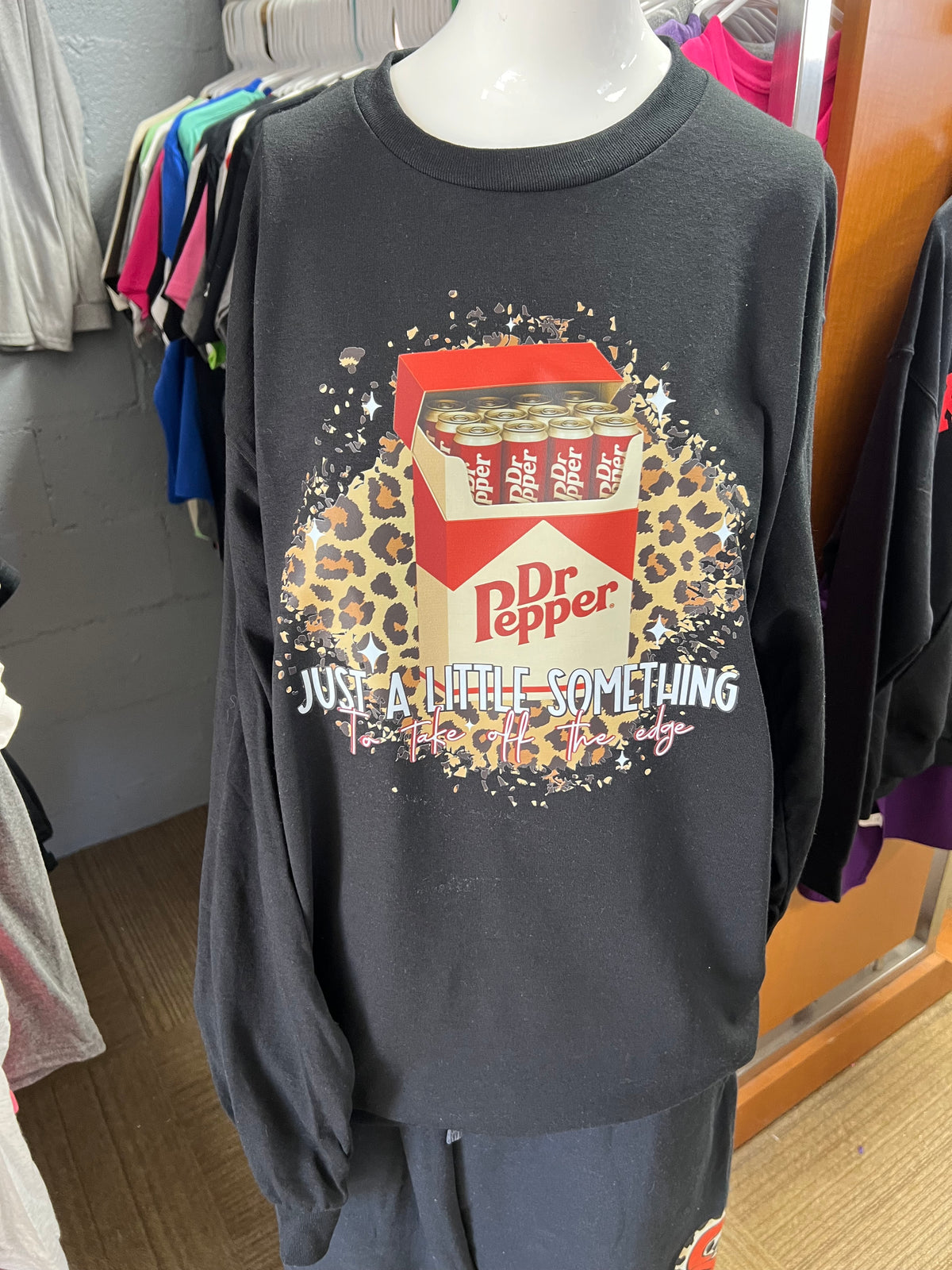 Ready to ship out Gilden large long sleeve