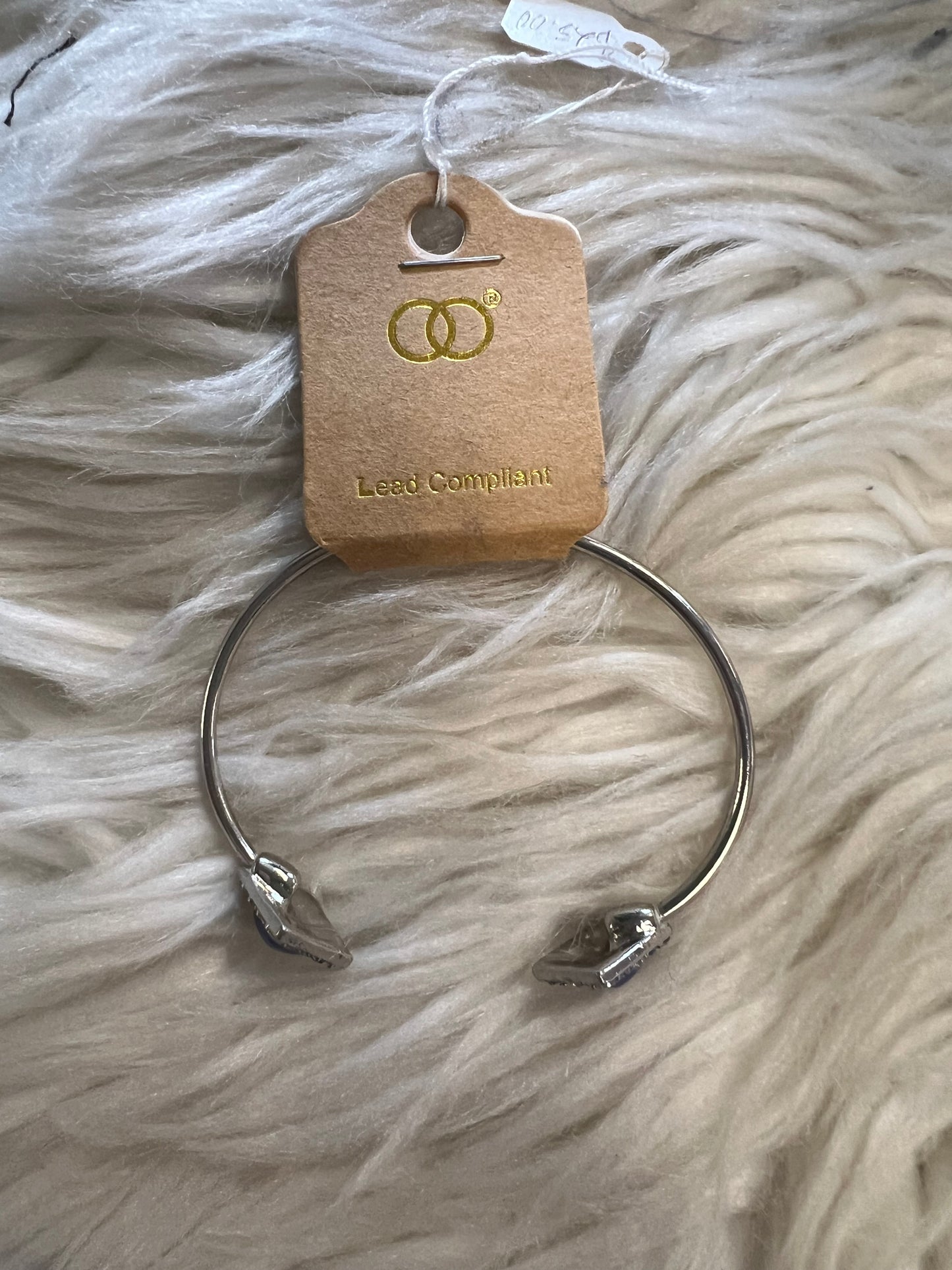 Bangle bracelet