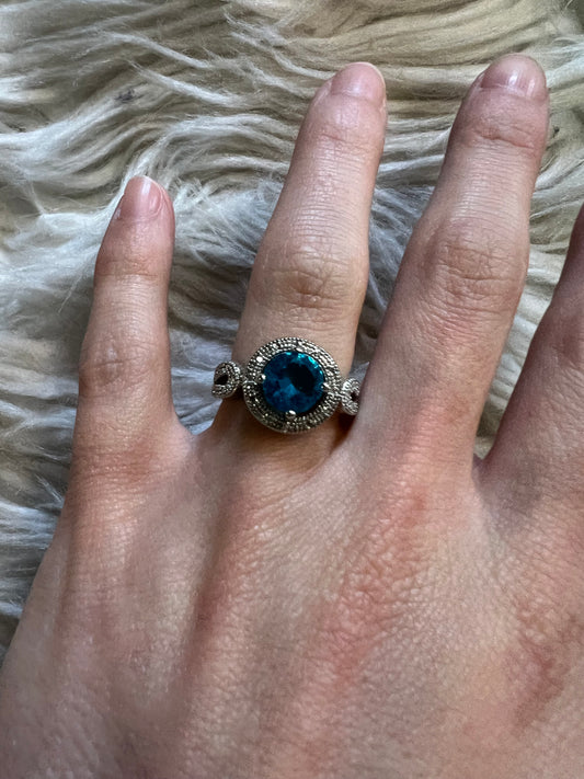 Brand new ring size 7