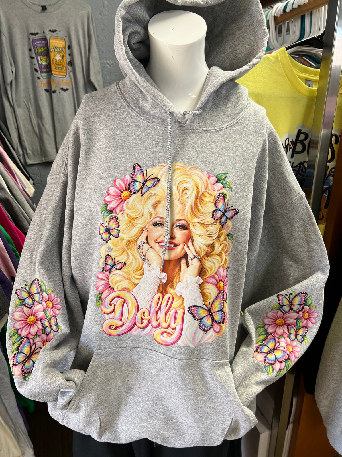 Ready to ship out Gilden large hoddie