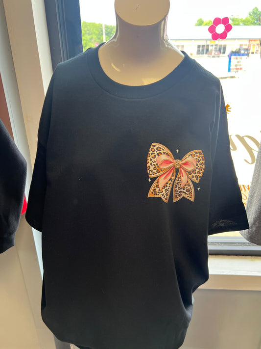 New Gilden unisex T-shirt cross God