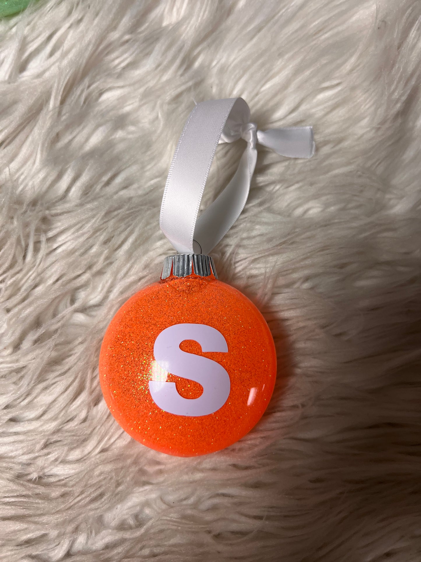 New Christmas plastic ornament