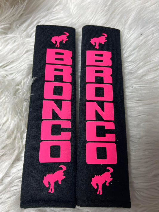 New seatbelt covers hot pink